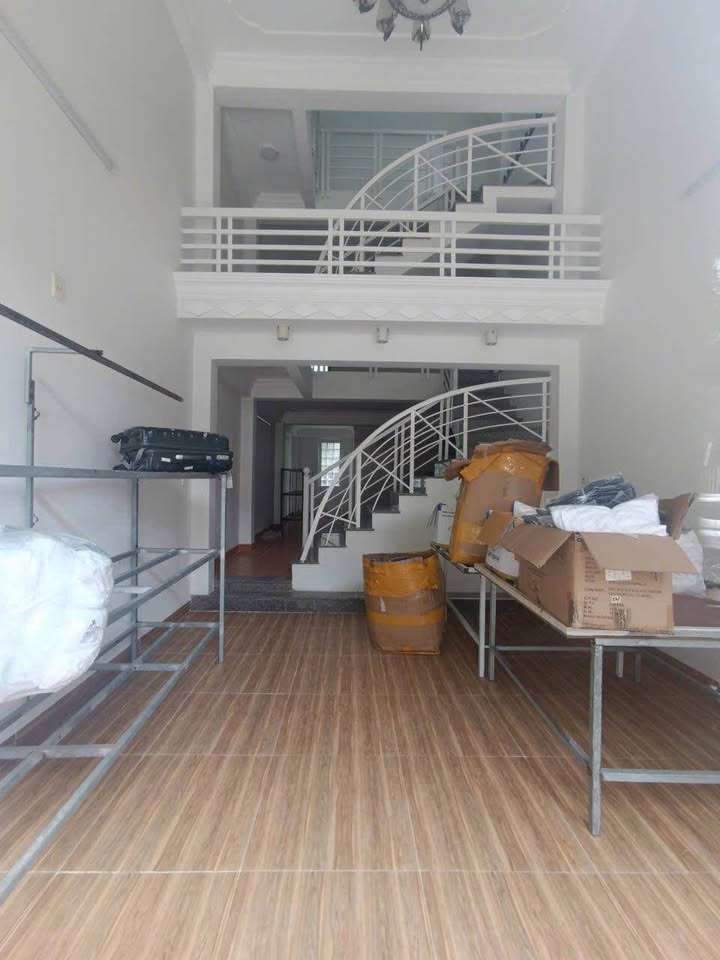 Nhà Riêng Võ Như Hưng 60m² giá 15 triệu - Ô tô vào tận nhà!