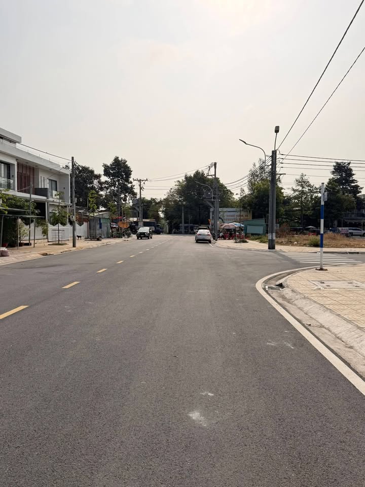 Đất nền Dĩ An 90m² mặt tiền kinh doanh - Sổ riêng từng lô