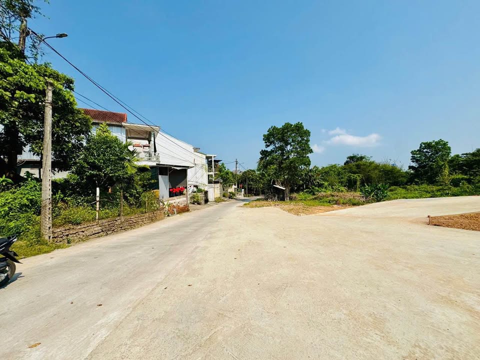 Nhà Phố Quảng Tế, Huế 124m² chỉ 3 tỷ - Đầu tư sinh lời ngay!