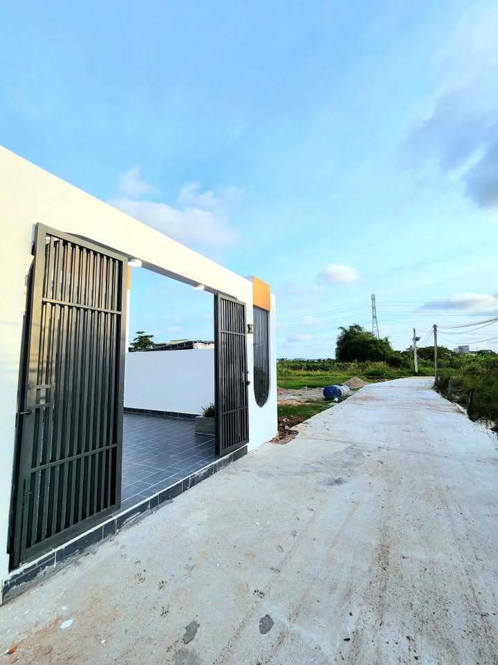 Đất Nền 352m² Hàm Liêm, Bình Thuận - Sổ Đỏ Chính Chủ, Giá 2.35 Tỷ