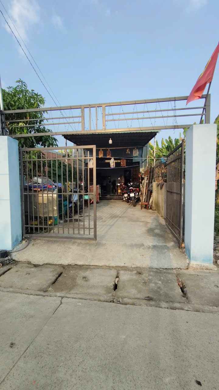 Nhà Sổ Riêng Tân Uyên 114m² - Giá 2.3 Tỷ, Xe Hơi Tới Nhà