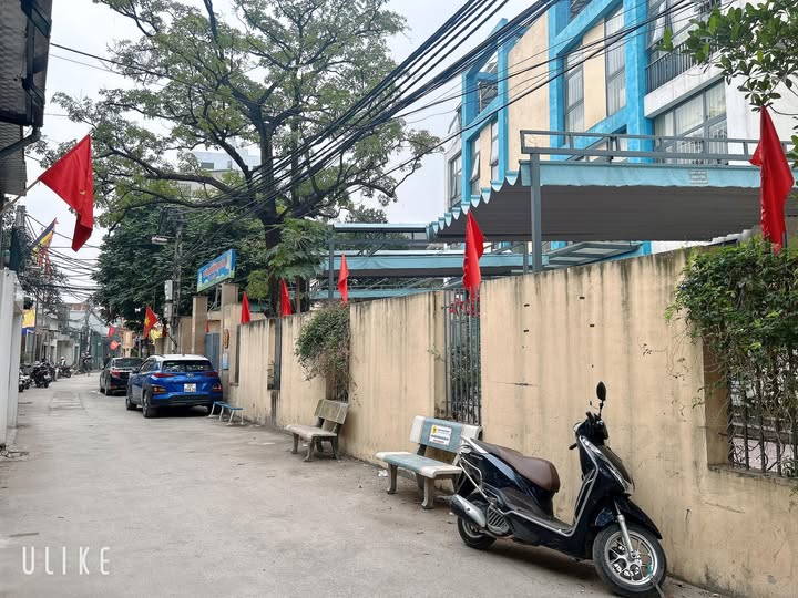 Nhà Phố Định Công 30m² - 4 Tầng Kiên Cố Dưới 6 Tỷ, Gần Ô Tô