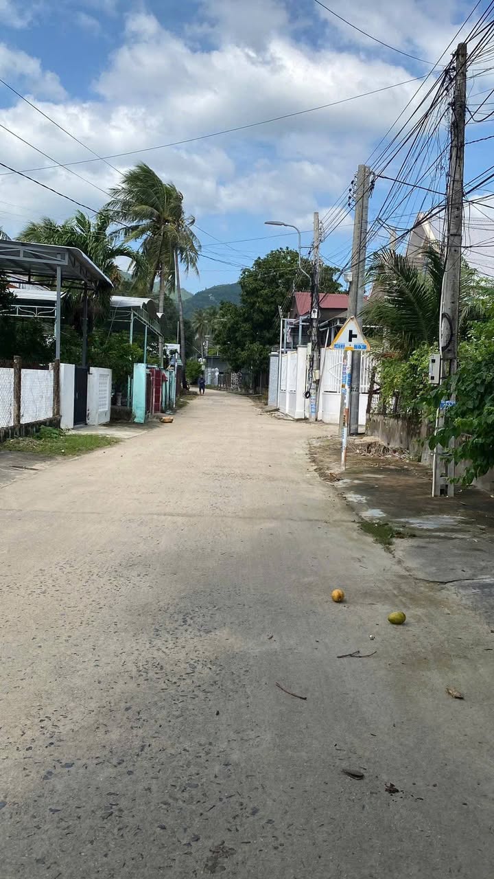 Đất nền Cam Phúc Nam, Cam Ranh 79m² chỉ 700 triệu - Sổ đỏ chính chủ!