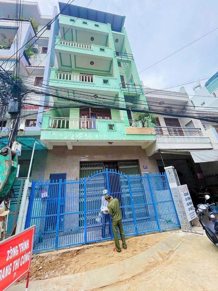 Nhà 4 Tầng Lê Quý Đôn, Nha Trang - 49m², 4PN, Giá 9.6 Tỷ