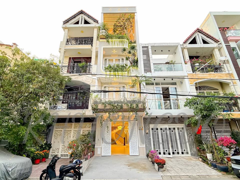 Nhà phố Nam Long Phú Thuận Q7 80m² 22.5 tỷ - Có thang máy hiện đại