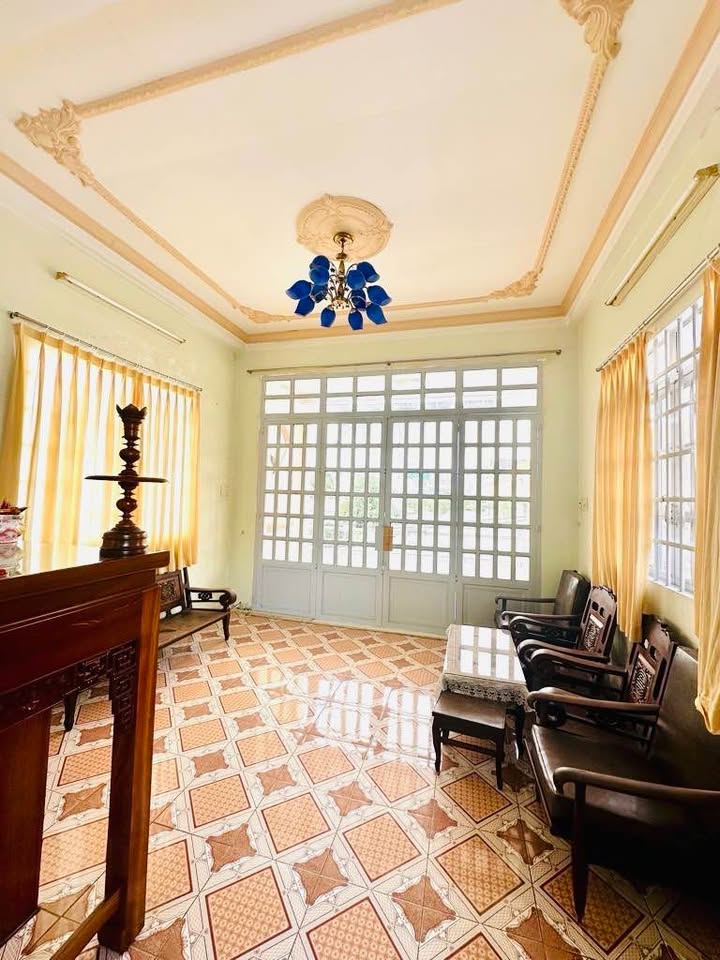 Nhà Huỳnh Tấn Phát Quận 7 210m² giá 15 tỷ - Ô tô vào tận nhà