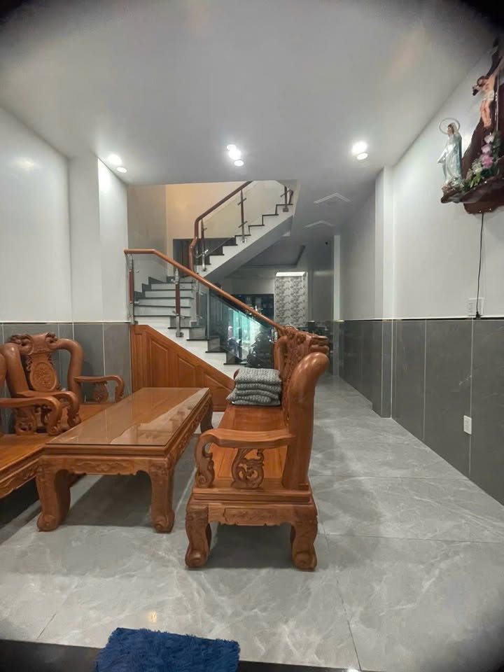 Nhà Mặt Tiền Gò Xoài, Bình Tân - 64m², 3PN, Full Nội Thất, 16 Triệu/Tháng