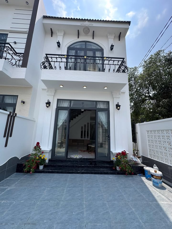 Nhà 2 Mặt Tiền Long Thành 110m² - Đầy Đủ Nội Thất, Giá 2.68 Tỷ