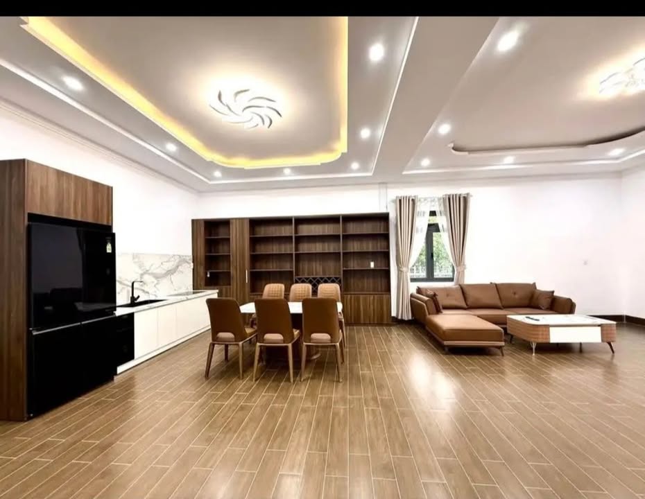 Nha vuon Da Lat Phuong 5 579m2 7.5 ty - San sang o ngay