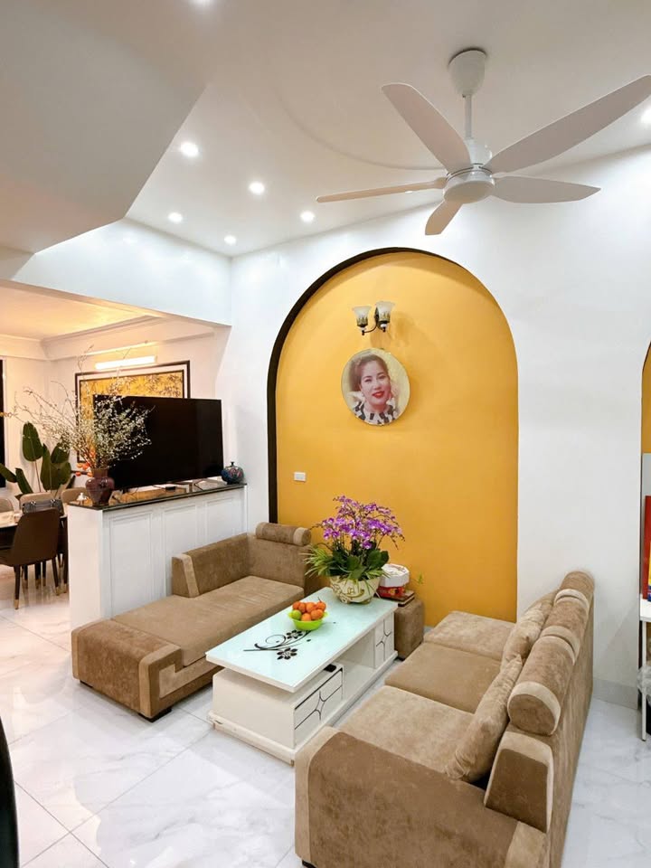 Nhà riêng Phố Cựu Thành 48m² - Ô tô vào tận nhà, sẵn sàng ở ngay!