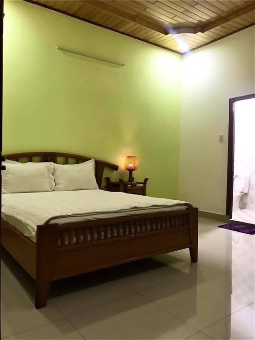 Bán Khách Sạn 29 Phòng Quy Nhơn - 250m² - Sổ Hồng Hoàn Công