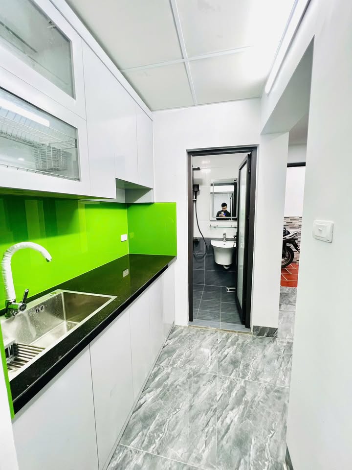 Nhà 50m² Full Nội Thất, Sân Riêng Mai Động - Chỉ 2.85 Tỷ