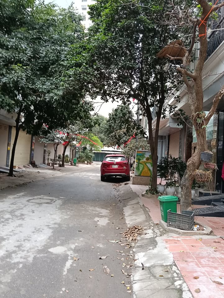 Bán đất phân lô Vạn Phúc, Hà Đông 50m² sổ đỏ chính chủ - 10.6 tỷ