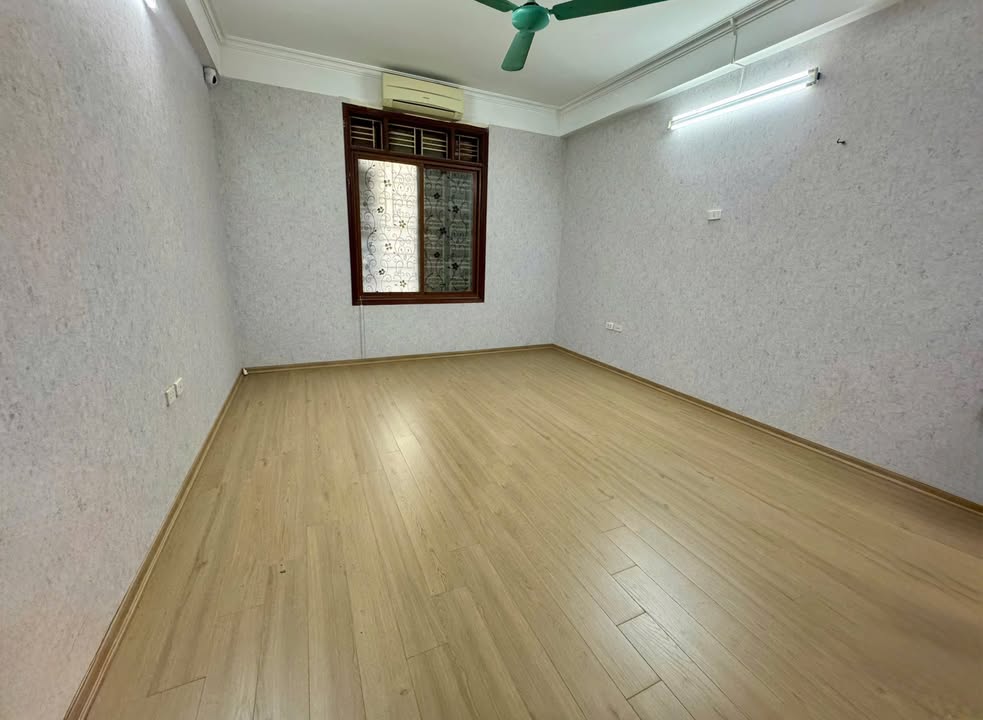 Văn phòng Tầng 2 KĐT Văn Quán Hà Đông 4.5 triệu - Vị trí trung tâm