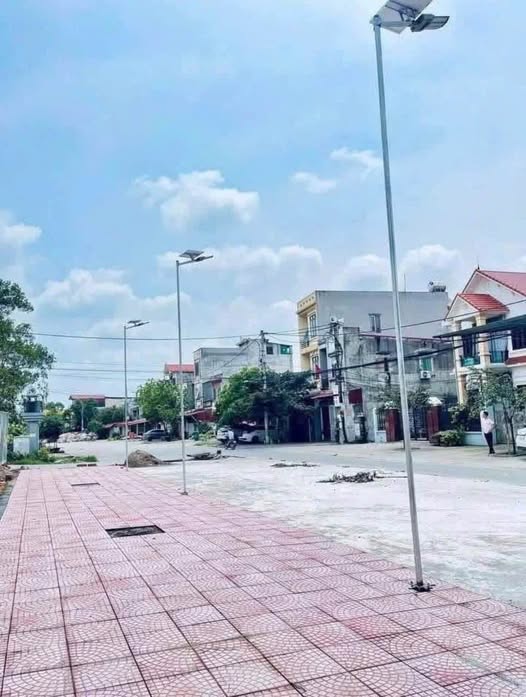 Nhà Phố Kinh Doanh Phố Ba Huyện, BN 57m² - Vị Trí Vàng, Sầm Uất