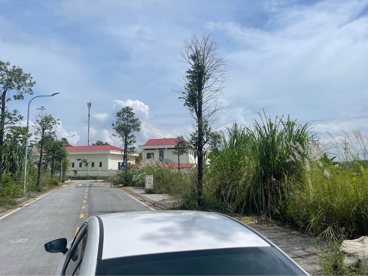 Đất nền Yên Trung Residence - 73.7m² - Giá 2.2 tỷ - Sổ hồng sẵn