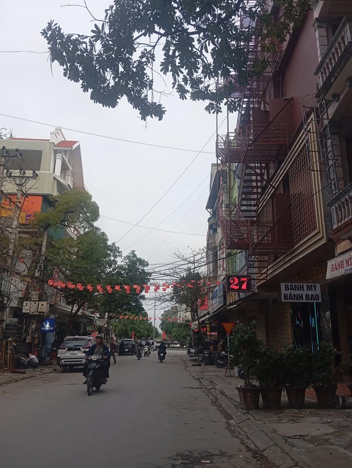 Nhà Phố Cổ Nguyễn Du 88m² - Kinh Doanh Sầm Uất, Sát Vincom Thanh Hóa