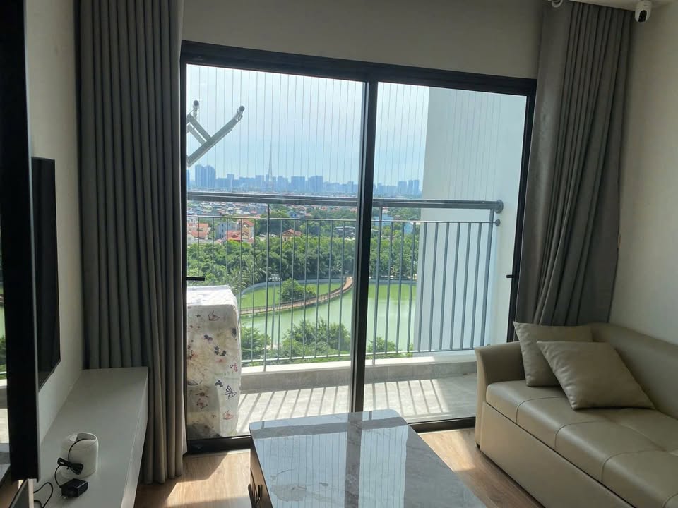 Căn hộ Vinhomes Smart City 1N+ view hồ - Full nội thất cao cấp!