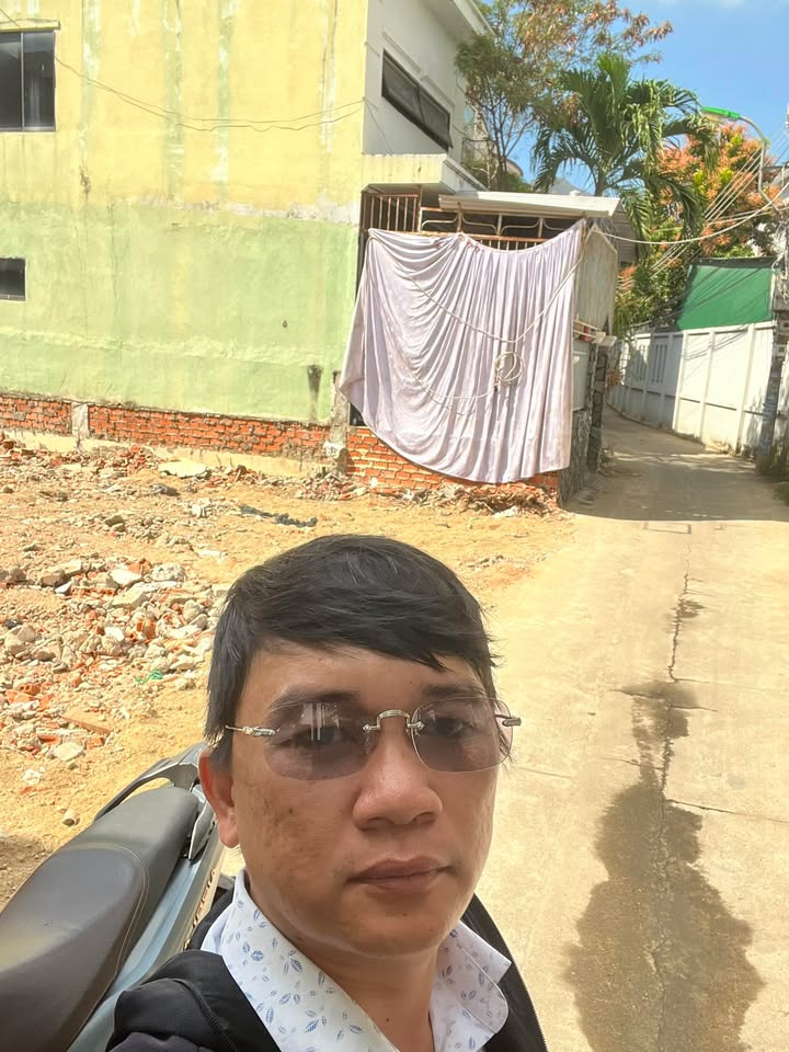 Đất Nền Nha Trang - 50.5m² Gần Biển, Sổ Riêng Chính Chủ Chỉ 2.75 Tỷ