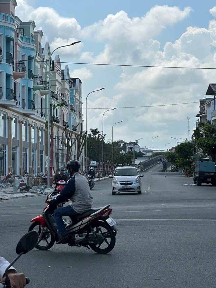 Đất Nền KDC Bắc Hà Hoàng Hổ 77.5m² Giá 2.4 Tỷ - Vị Trí Góc Đắc Địa!