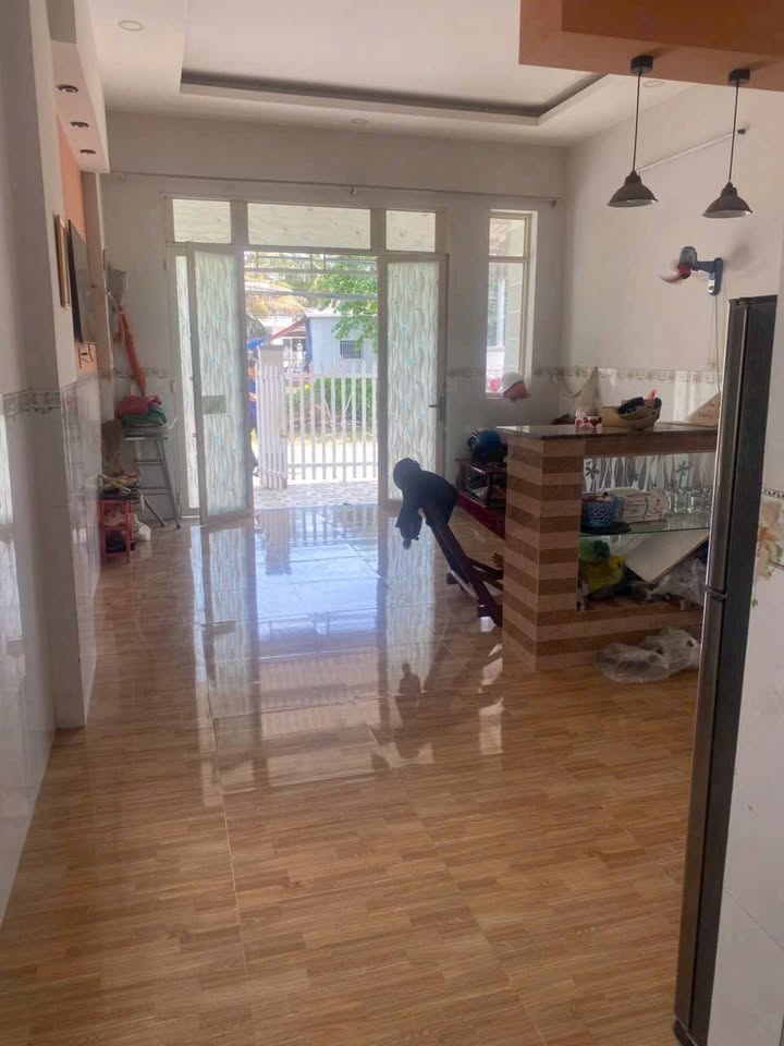 Đất Mặt Tiền Sông Trà Ôn, Long Xuyên - 96m² Giá Tốt 1.2 Tỷ