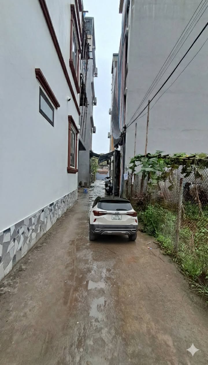 Đất nền Phúc Lợi Long Biên 31m² - Sổ đỏ chính chủ, ô tô đỗ cửa!