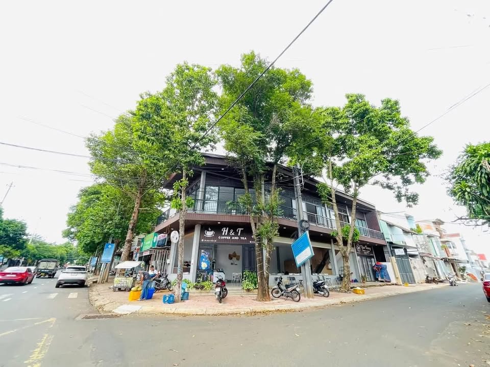 Mặt bằng góc Mai Hắc Đế, BMT - 400m² Kinh doanh Đắc Lộc