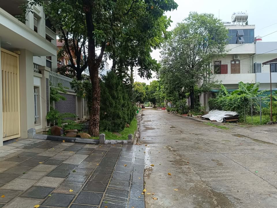 Đất nền Hoa Lư 85m² - Đường to ô tô, Sổ đỏ chính chủ!