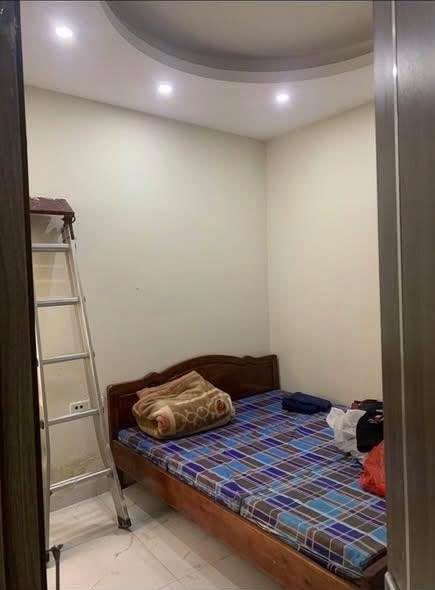 Nhà riêng Hạ Yên Quyết 54m² 7.5 triệu - Sẵn sàng ở ngay