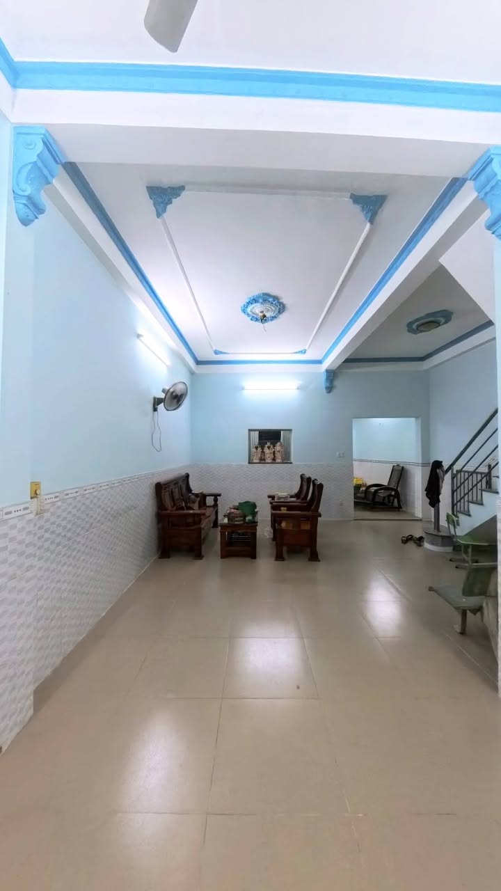 Nhà Phố Quận 8 250m² 3 Tầng - Ô Tô Vào Nhà, Gần D Aqua