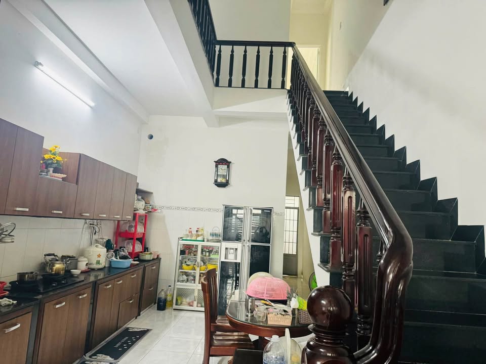 Nhà Mặt Tiền Đường Kiến Thiết Nha Trang 98m² - Mặt tiền kinh doanh đắc địa!