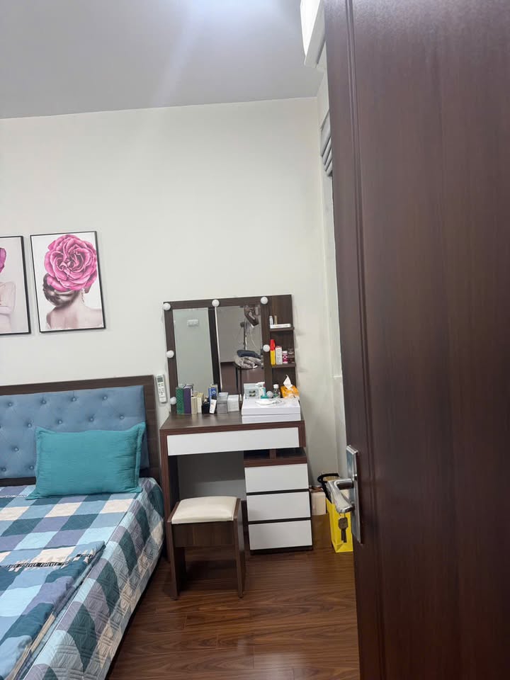 Chung cư Hanoi Homeland Long Biên 58m² - Full Nội Thất, Sẵn Sàng Ở Ngay!