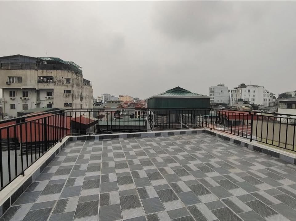 Bán Nhà 7 Tầng Thang Máy, Lô Góc, Full Nội Thất, Phường Bồ Đề, Long Biên