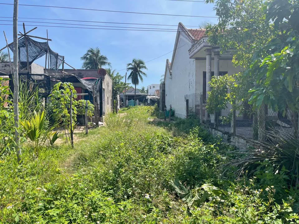 Đất nền Vạn Hưng, Khánh Hòa 133m² - Sổ đỏ chính chủ, cách biển 250m