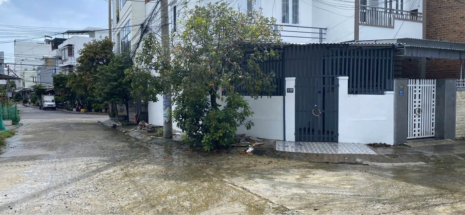 Bán Nhà Hòn Xện 62.5m² Giá 4.5 Tỷ - Vị Trí Đẹp Đối Diện Công Viên