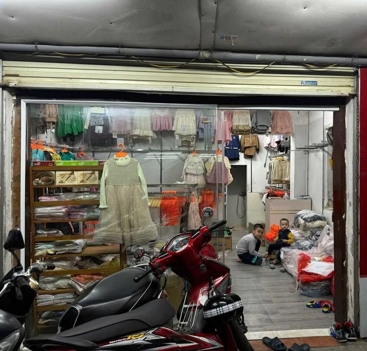 Nhà riêng Thái Hà, Đống Đa 14 triệu/tháng - Vị trí đẹp, sẵn sàng kinh doanh!