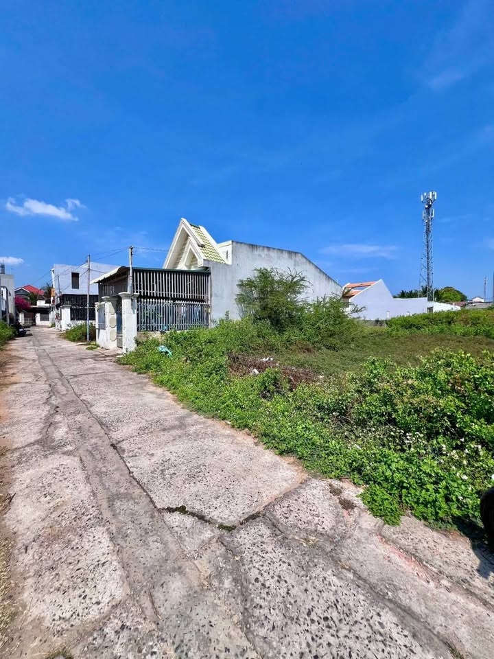 Đất nền Phú Tài, Phan Thiết 100m² giá 1.2 tỷ - Đất thổ cư 100%!