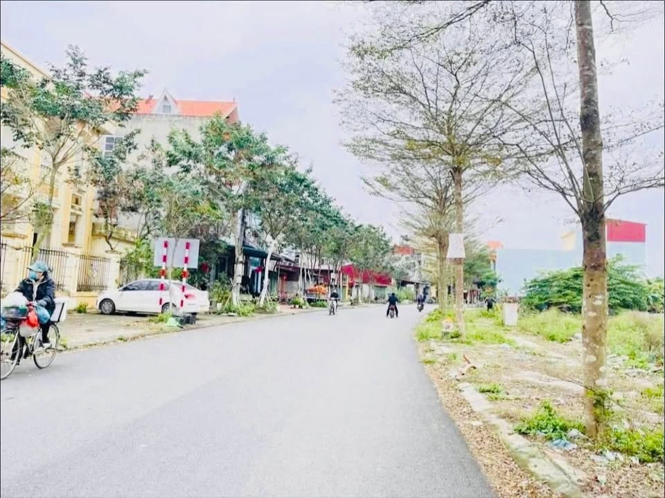 Đất nền Từ Sơn 100m² giá 3 tỷ - Sổ đỏ chính chủ