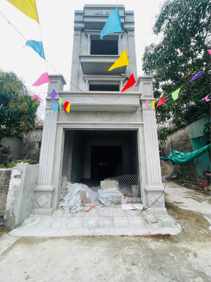 Nhà Riêng 3 Tầng Thái Bình 56m² giá 2.65 tỷ - Ngõ ô tô tránh nhau!