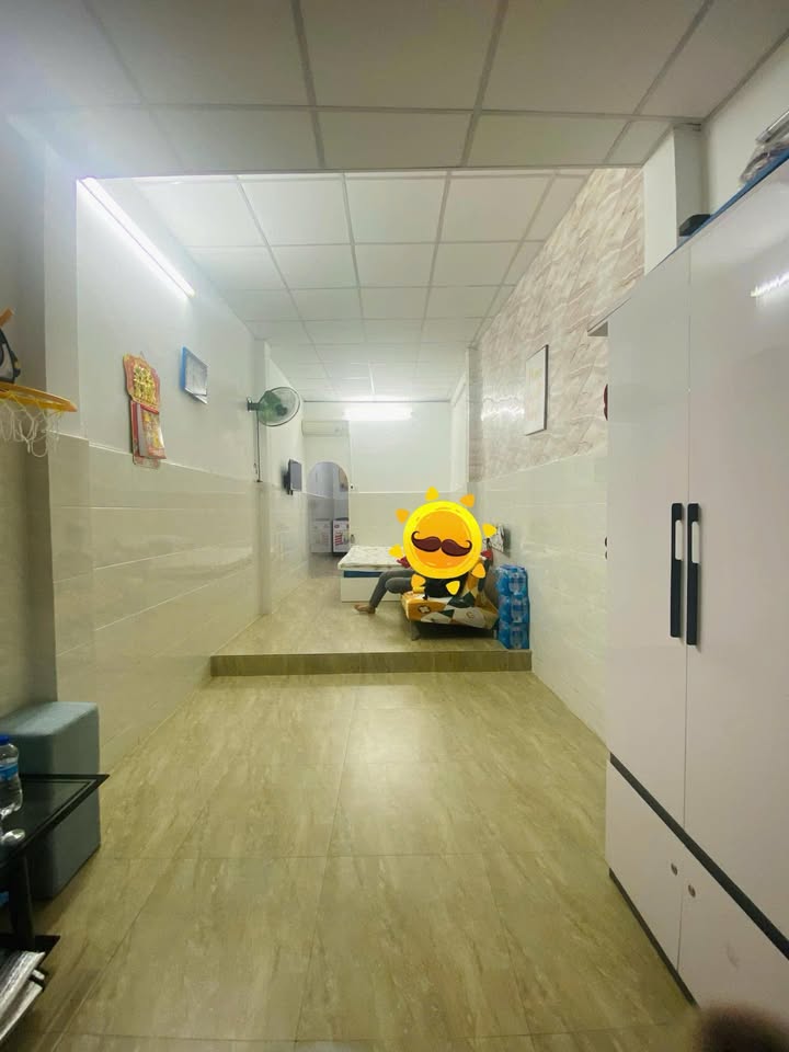 Cho thuê nhà Quận 11 đường Lạc Long Quân 45m² - Sẵn sàng ở ngay!