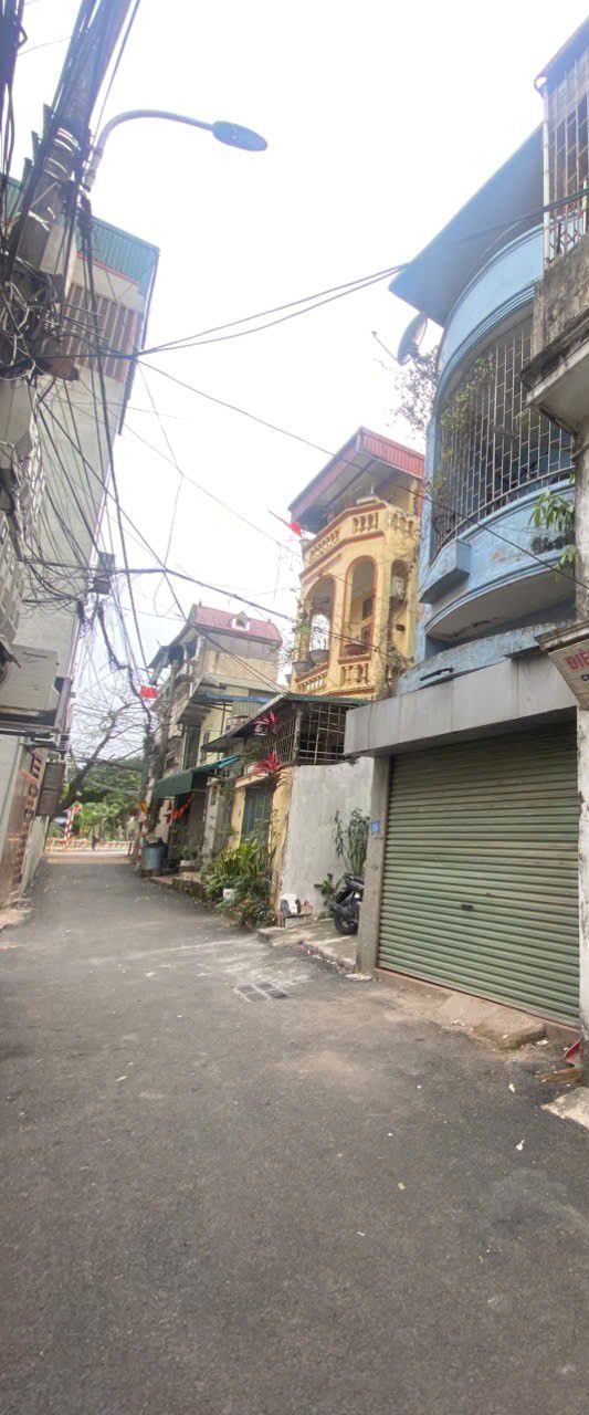 Bán Đất Tặng Nhà 3 Tầng Ngõ Phan Trọng Tuệ 46m² - Oto Đỗ Cửa