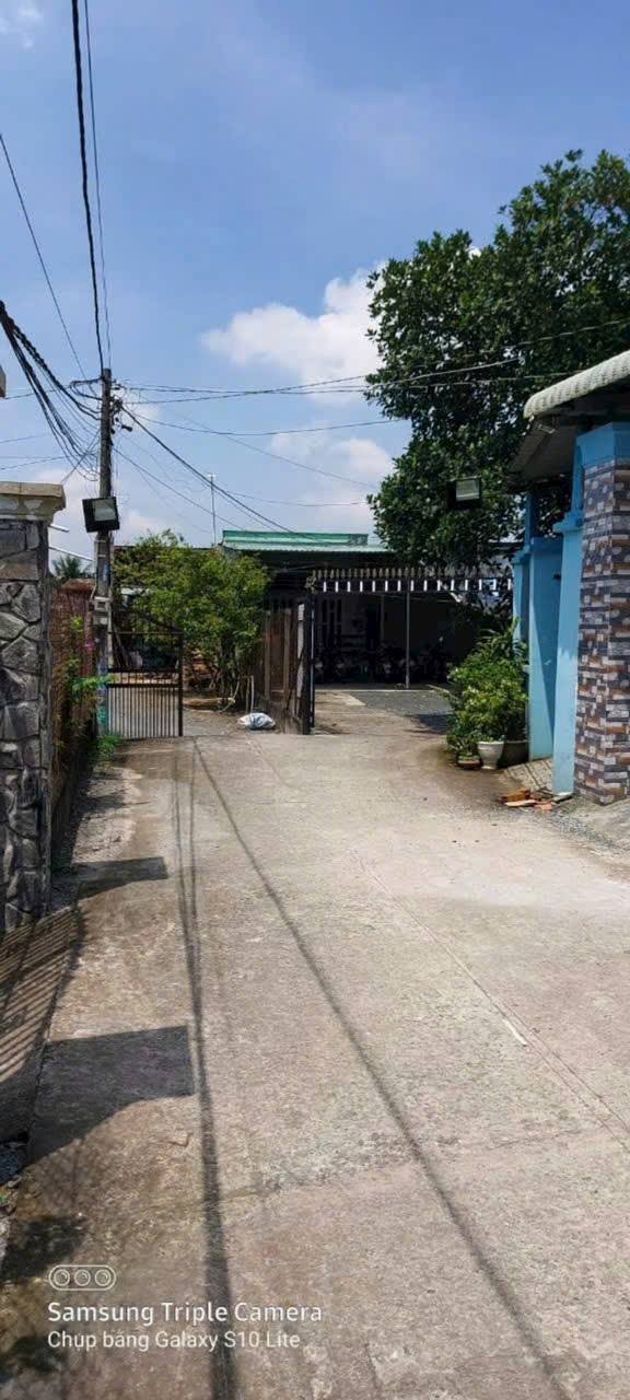 Nhà 100m² Ấp Bàu Sim, Củ Chi - Sổ Đỏ Chính Chủ, Giá 2.35 Tỷ