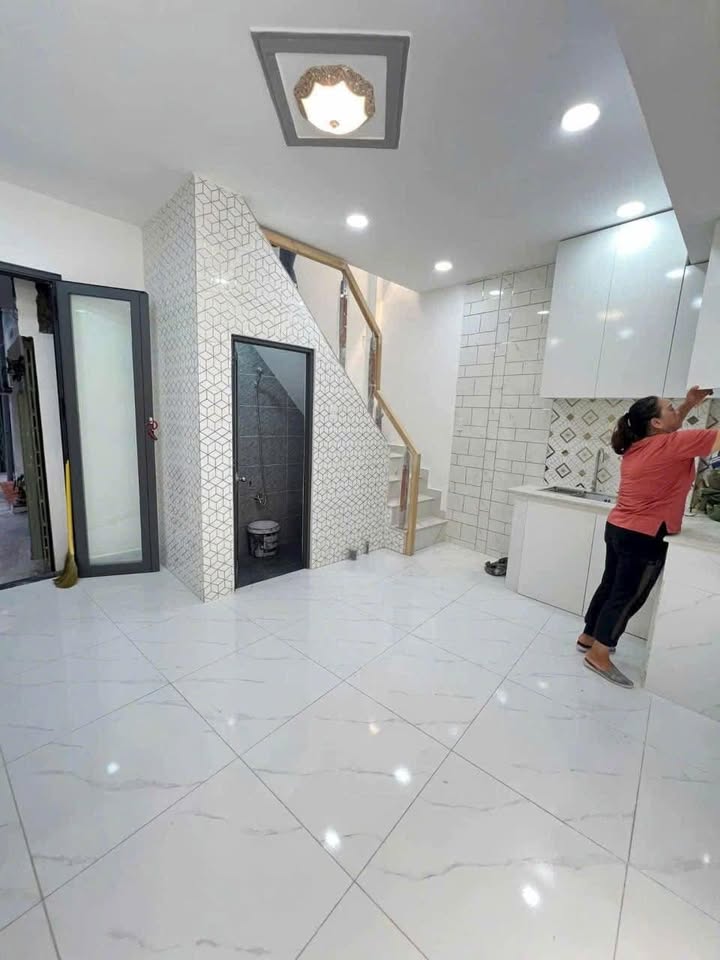 Nhà Nguyên Căn Nguyễn Văn Luông Q6 21m² 6 Triệu - Sẵn Sàng Ở Ngay!