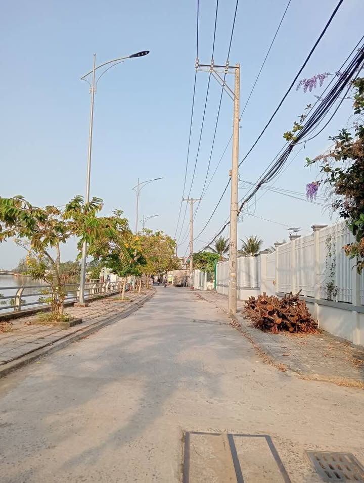 Nhà Góc 2 Mặt Tiền An Thới, Cần Thơ - 62m² Thổ Cư 100%, Giá 1.85 Tỷ