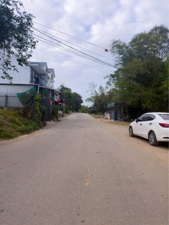 Nhà Phường Thủy Dương 120m² - Sổ hồng sẵn, ô tô vào tận nhà!