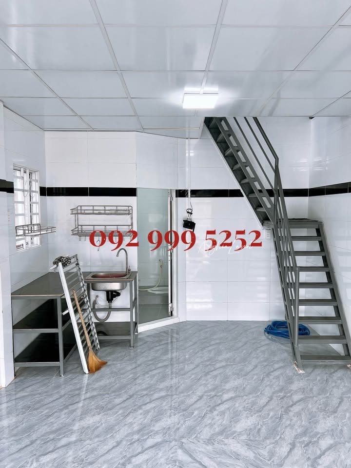 Nhà Mặt Tiền Kinh Doanh Trần Hưng Đạo, Long Xuyên - 24.7m² - Giá 1 Tỷ