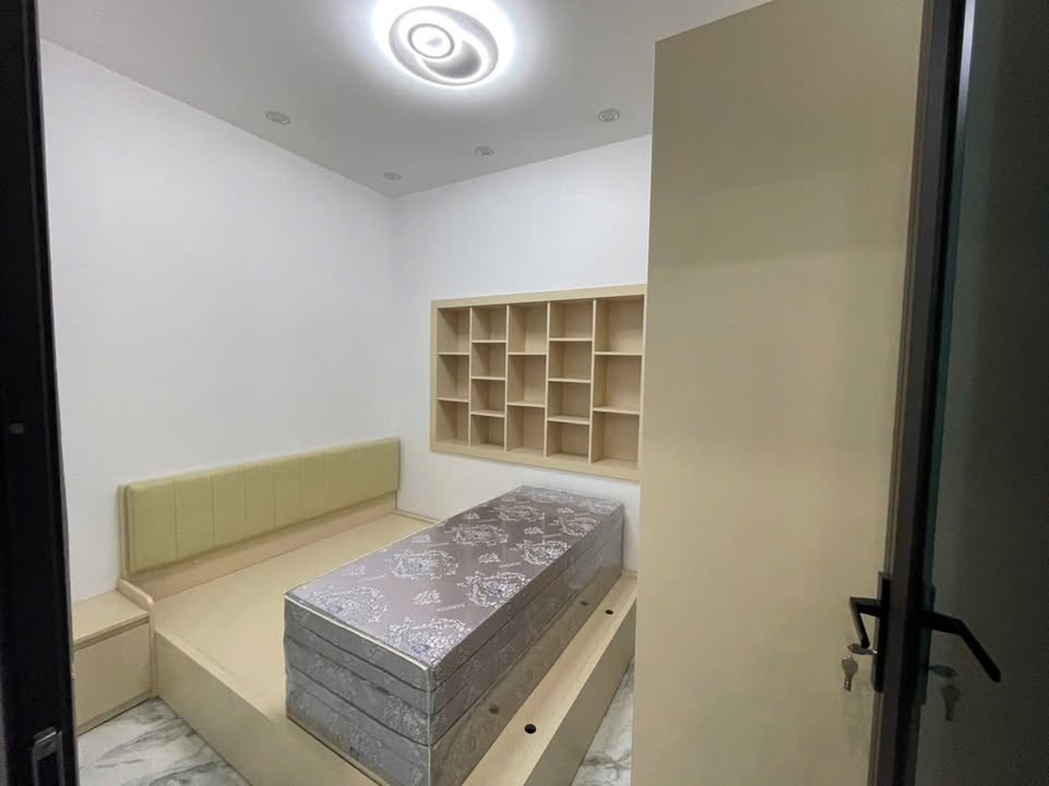 Nhà riêng Ngõ Hàng Kênh 50m² giá 7.5 triệu - Sẵn sàng ở ngay!