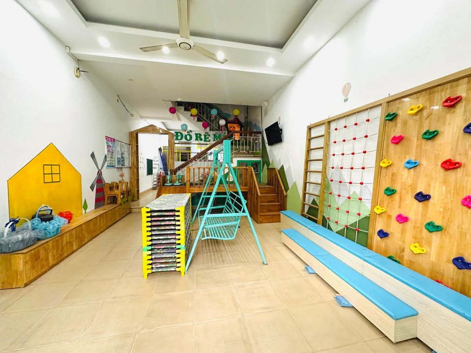 Cho thuê nhà 75m² 4 tầng, ô tô vào nhà tại Phúc Đồng, Long Biên - 20 triệu