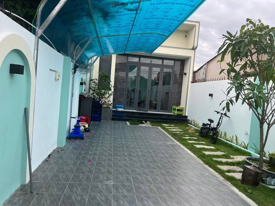 Bán Nhà Tam Phước, Long Điền 213m² - Sân Vườn Thoáng Mát, Giá 2.25 Tỷ