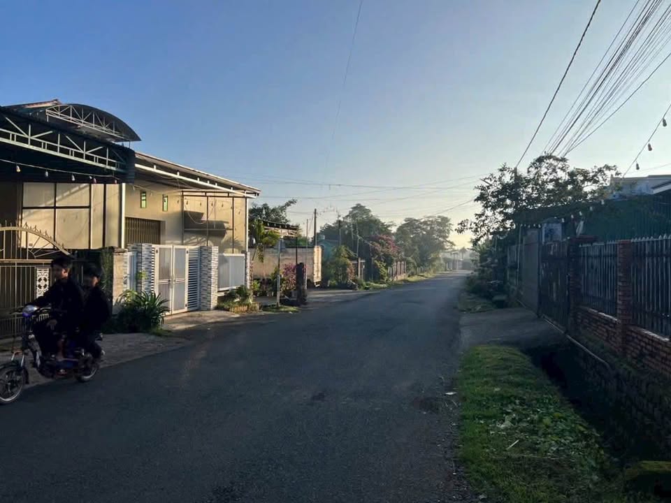 Đất nền Bảo Lộc 300m² giá 3.2 tỷ - Tiềm năng tăng giá vượt trội!